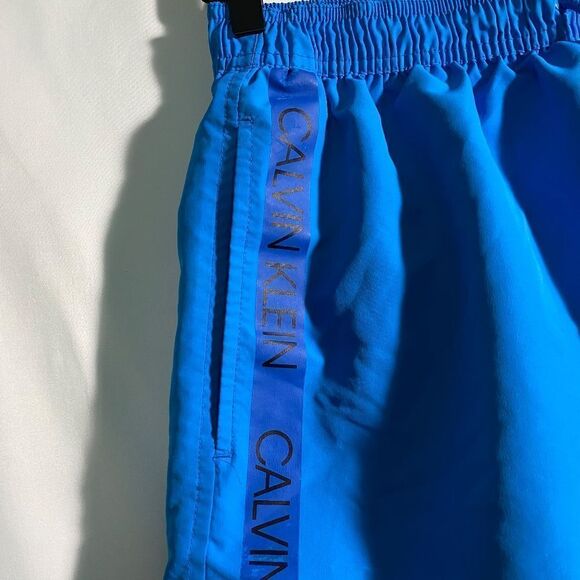 Clavin Klein swimwear shorts - Picture 2 of 8